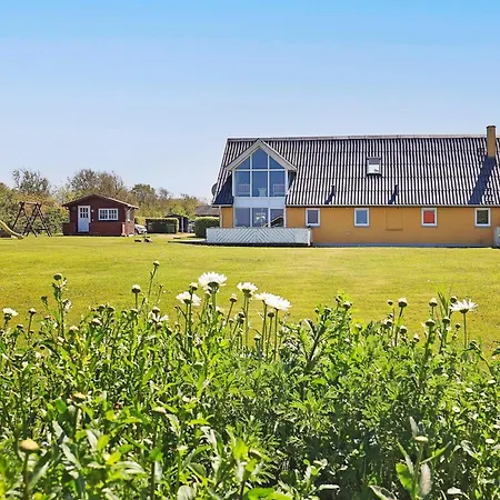 4 Star Holiday Home In Vinderup